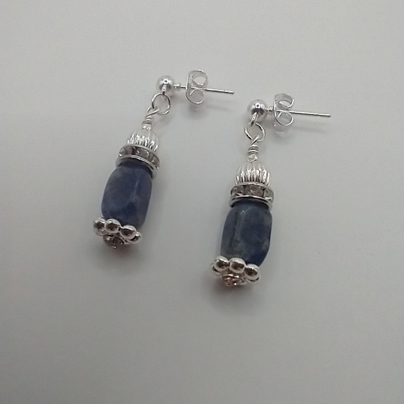 💎Sodalite Silver Tone Hardware Earrings Handcrafted Sodalite Earrings(2gr.each) - Picture 7 of 7
